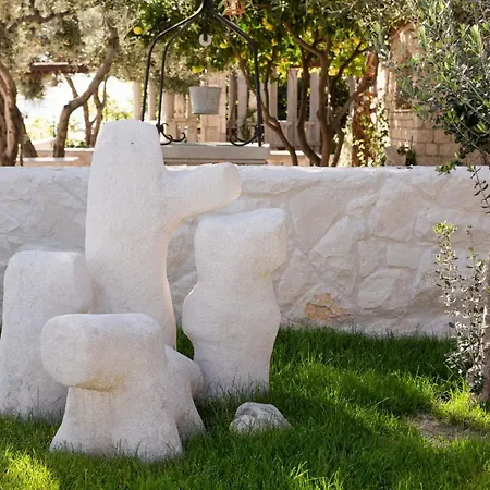 The Old Captain's Heritage Vila Trogir