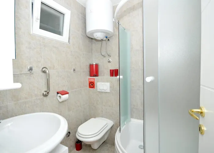 The Old Captain's Heritage 特罗吉尔