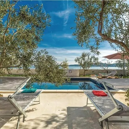 The Old Captain's Heritage Villa *