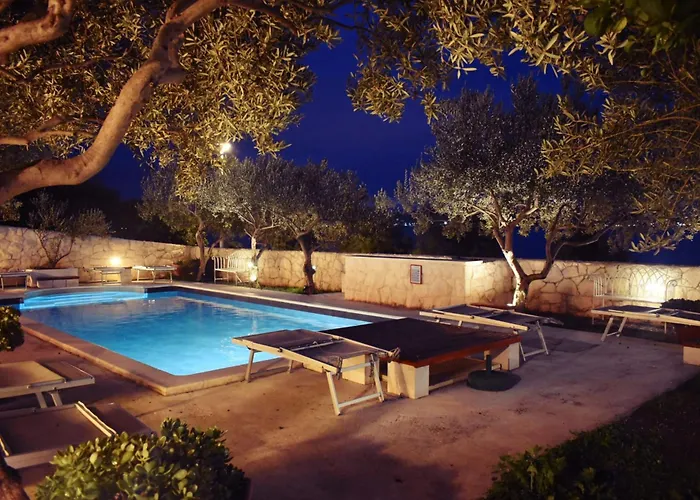 The Old Captain's Heritage Villa Trogir