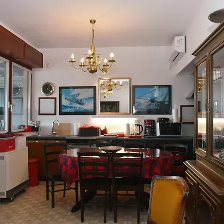 The Old Captain's Heritage Willa